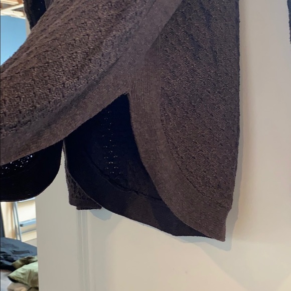 Old navy sweater - Picture 4 of 4